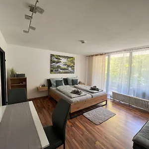 Apartment Helle Am Waldrand - Mit Balkon, Pool & Sauna